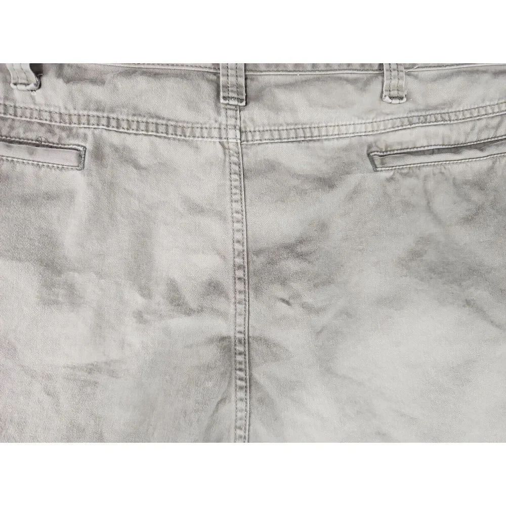 Wrangler Cargo Shorts Men's Size 44 Beige Flat Front‎ Outdoor Hiking Utility